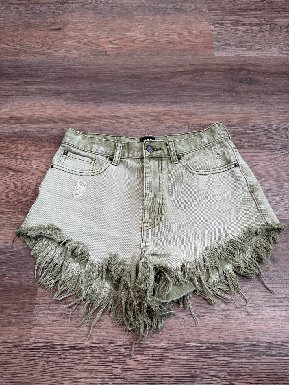 BDG Urban Outfitters High Rise Cheeky Short Distressed Denim Size 27 Olive Green
